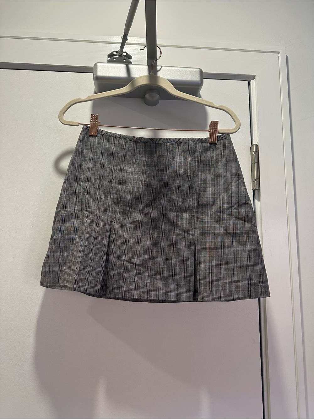 le chateau Gray Plaid Pleated Mini Skirt